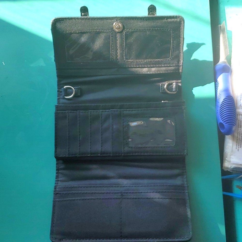 Skull Wallet - Picture 2 of 5